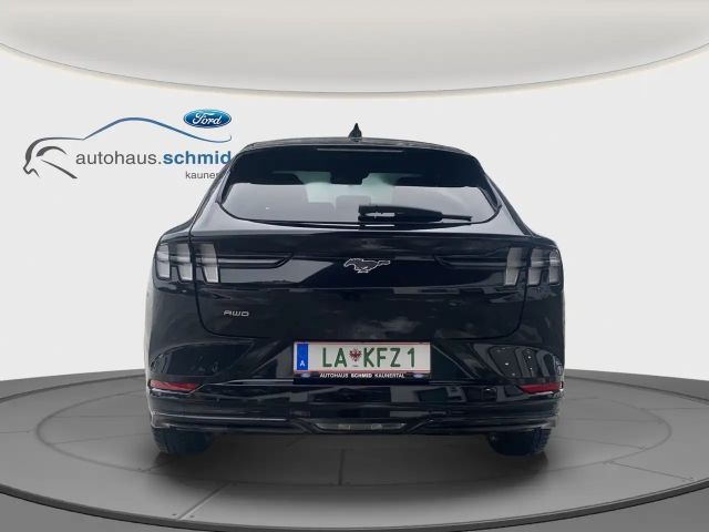 Ford Mustang Mach-E AWD Extended range