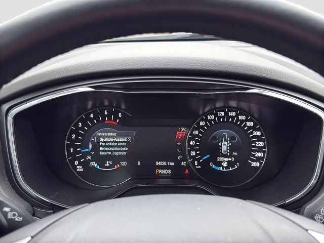 Ford Mondeo Titanium