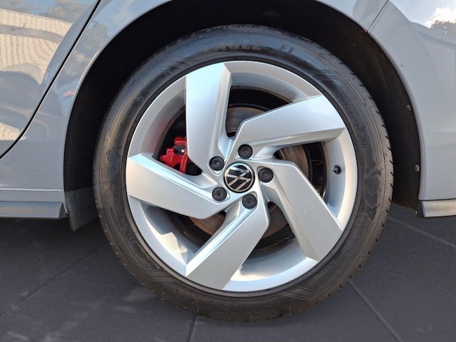 Volkswagen Golf 2.0 TSI GTI