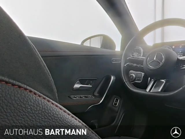 Mercedes-Benz CLA 220 AMG Line CLA 220 d Coupé