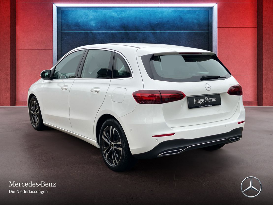 Mercedes-Benz B 200 Sedan