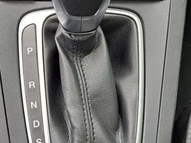 Ford Puma EcoBoost Titanium