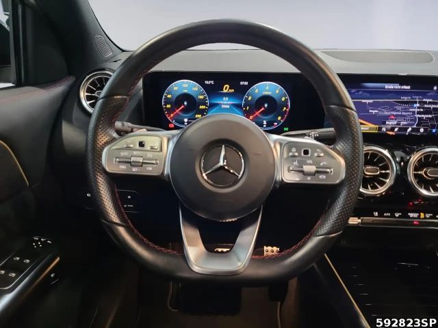 Mercedes-Benz GLA 200 4MATIC AMG Line