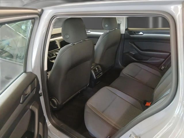 Volkswagen Passat 1.5 TSI DSG Variant