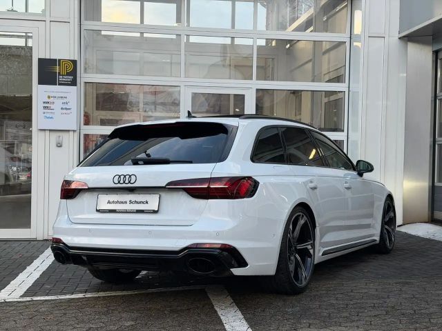Audi RS4 Quattro