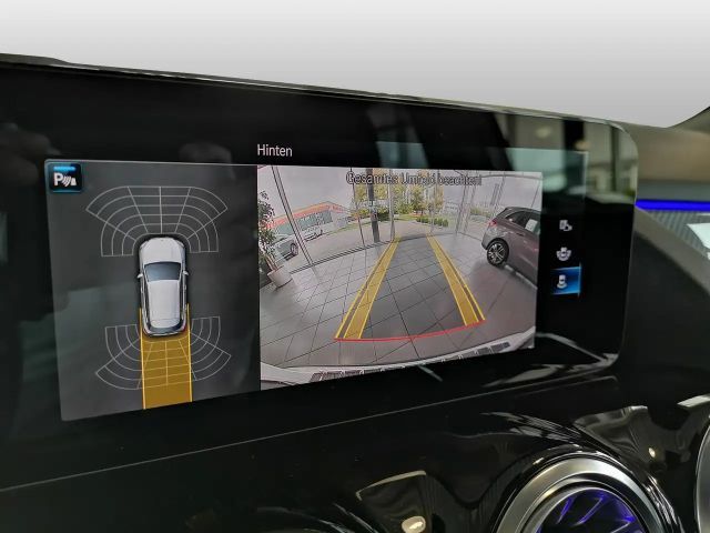 Mercedes-Benz GLA 180 AMG Line