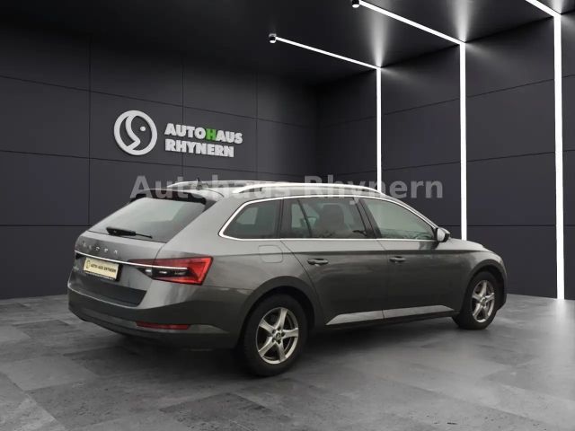 Skoda Superb 2.0 TSI Combi Style Style