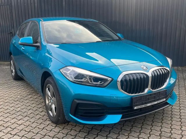 BMW 116 116i 5-deurs Sedan