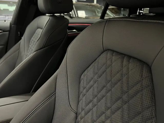 BMW 520 520d M-Sport xDrive