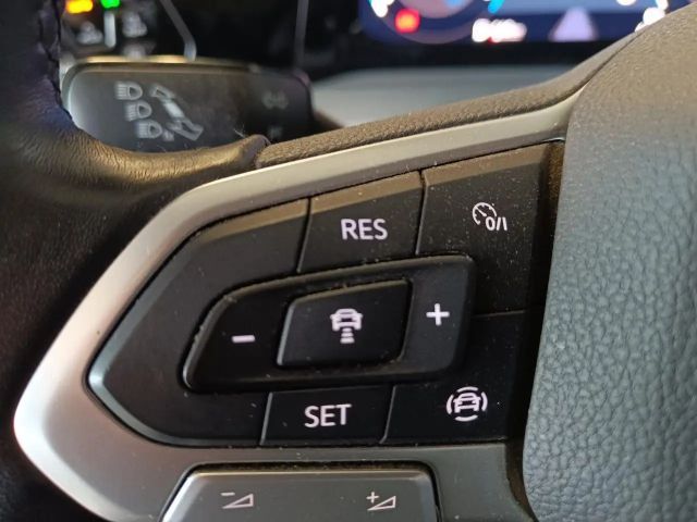 Volkswagen Golf 1.5 TSI Golf VIII Life