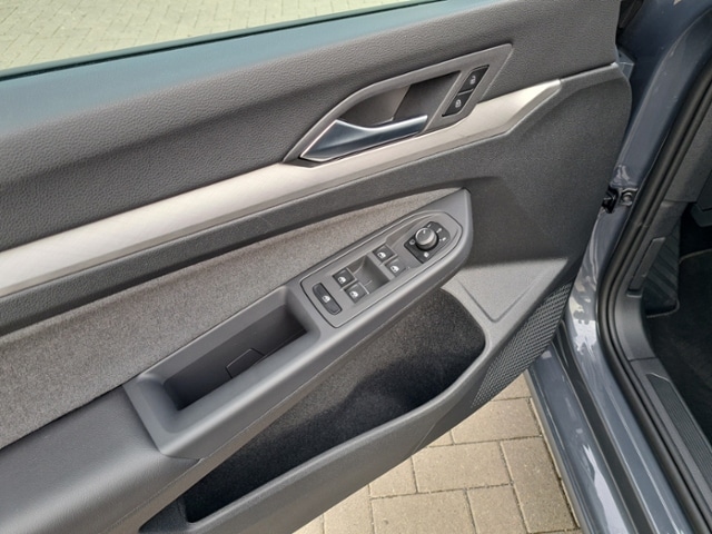 Volkswagen Golf 1.5 TSI Variant