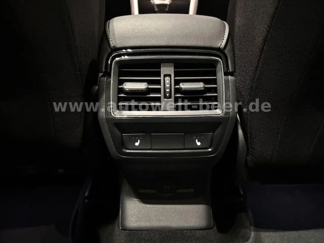 Skoda Karoq 1.5 TSI Tour