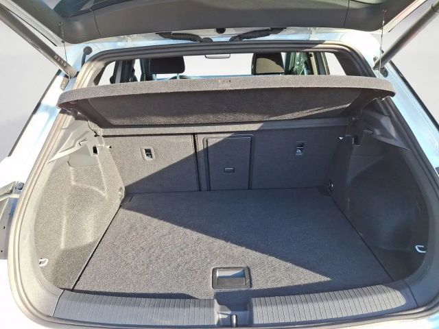 Volkswagen T-Roc 1.5 TSI DSG R-Line