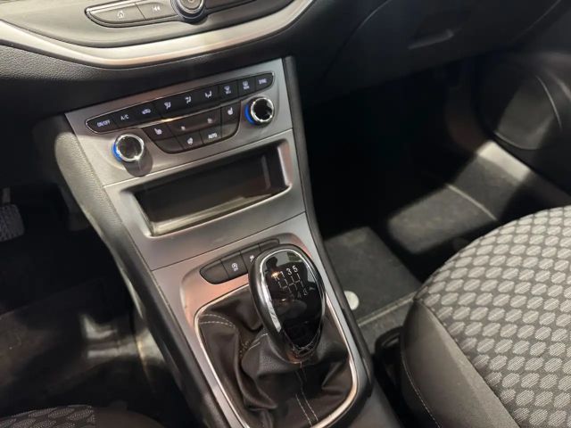 Opel Astra 1.2 Turbo Edition Turbo