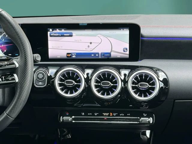 Mercedes-Benz CLA 200 AMG Line Coupé