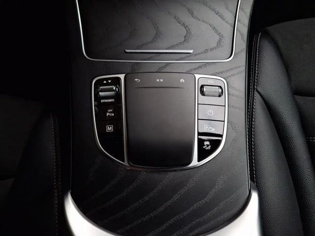 Mercedes-Benz GLC 300 4MATIC AMG Line