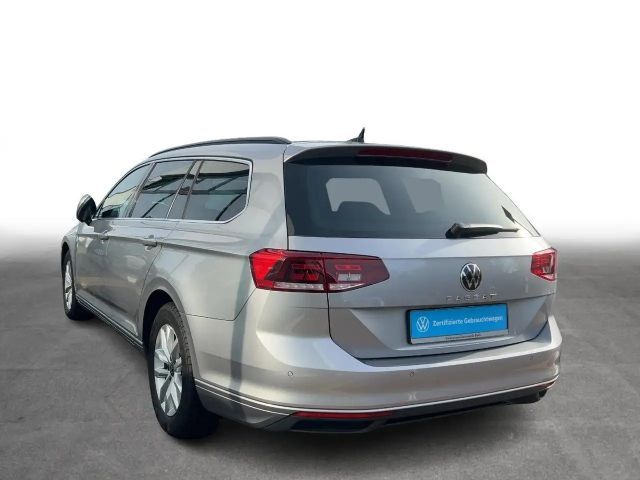 Volkswagen Passat 1.5 TSI Business DSG Variant