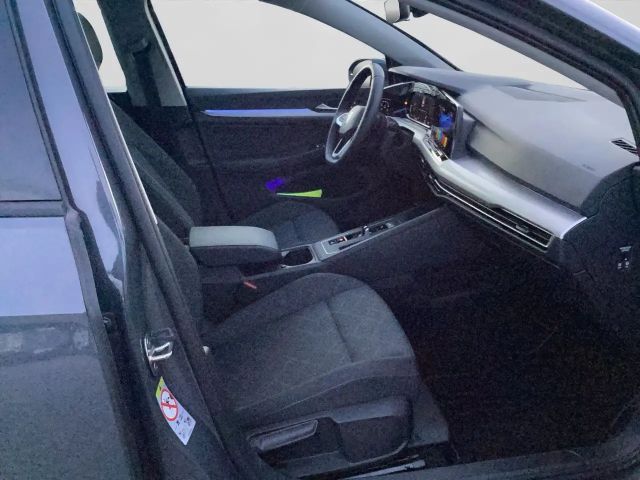 Volkswagen Golf 1.5 TSI DSG Life Variant