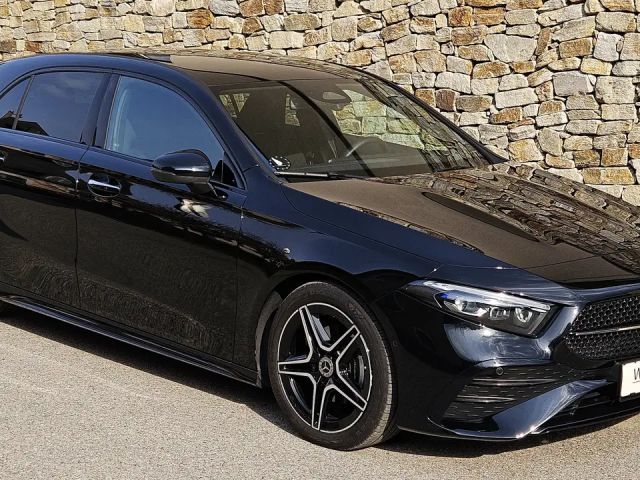 Mercedes-Benz A 200 A 200 d AMG Line Hatchback