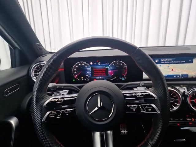 Mercedes-Benz A 180 AMG Line Hatchback