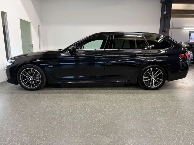 BMW 530 530e M-Sport xDrive