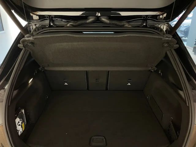 Mercedes-Benz EQA 300 4MATIC