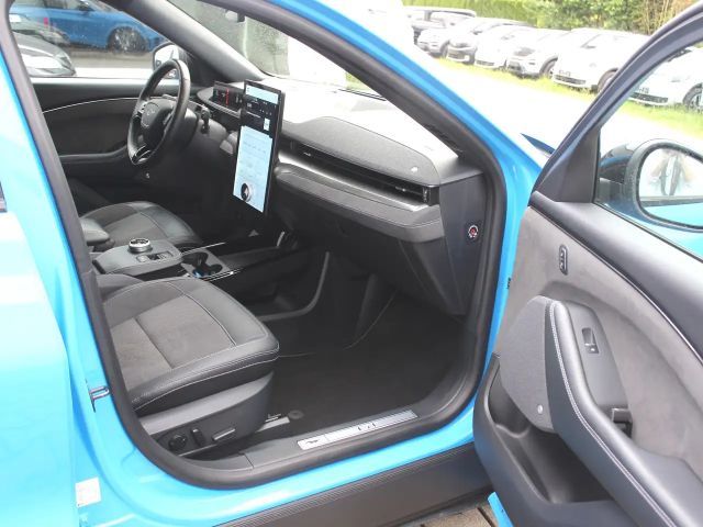 Ford Mustang Mach-E AWD GT