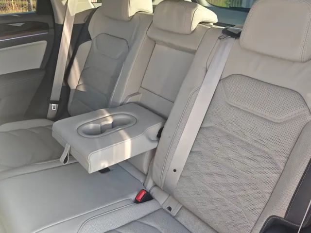 Volkswagen Touareg 4Motion Elegance Elegance