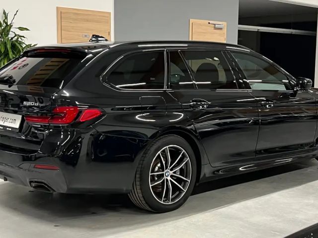 BMW 520 520d M-Sport xDrive