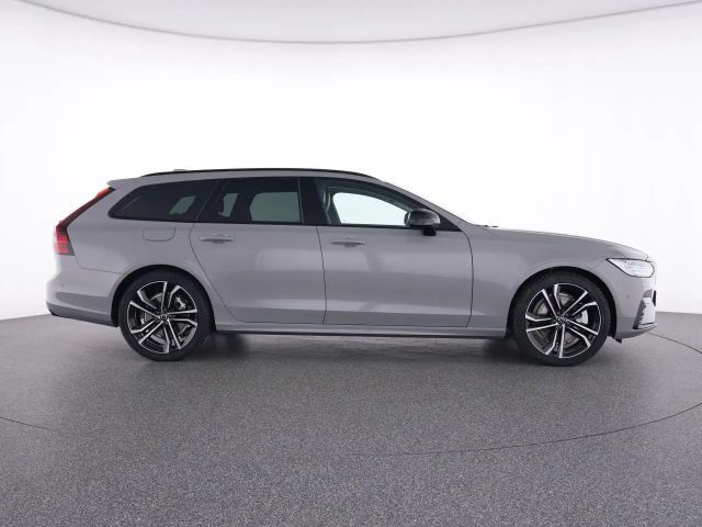 Volvo V90 AWD T8