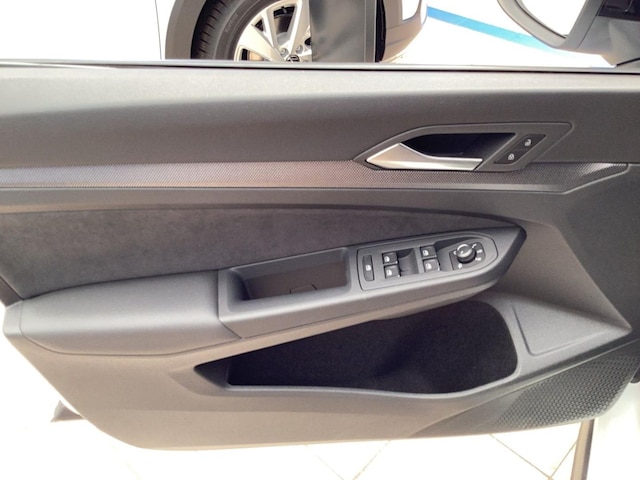 Volkswagen Golf DSG GTI Style