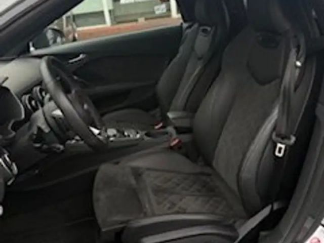 Audi TT 40 TFSI Cabriolet S-Line