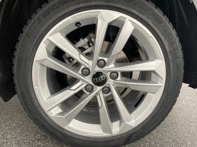 Audi A3 30 TFSI Sedan