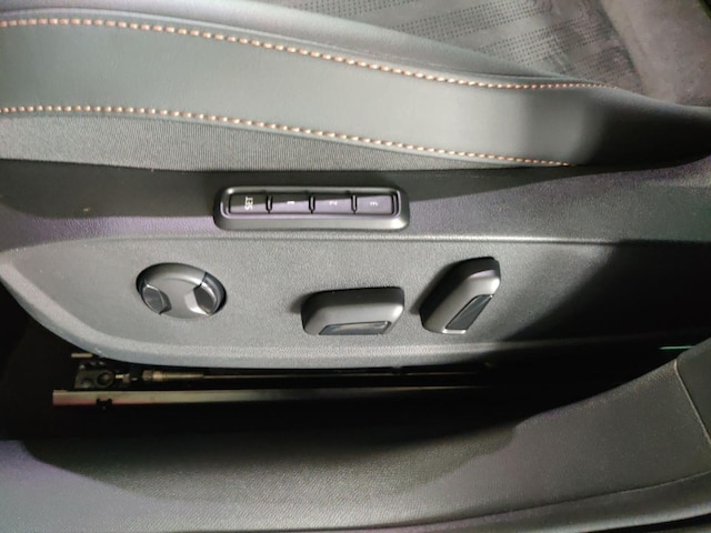 Cupra Formentor Formentor 2.0 TDI AHK/Matrix/Navi/Pano/360°/5J.Garantie