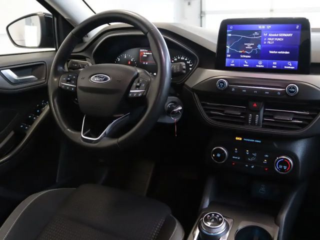 Ford Focus Cool & Connect