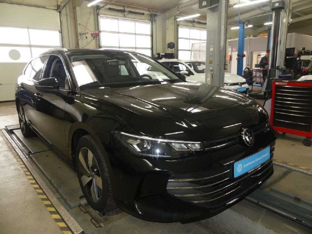 Volkswagen Passat 1.5 TSI Business Variant