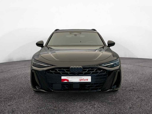 Audi A6 Avant Quattro S-Tronic