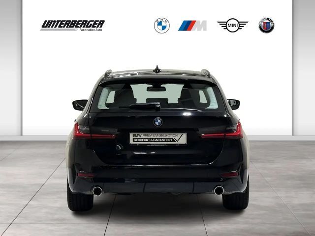 BMW 320 320d Touring xDrive