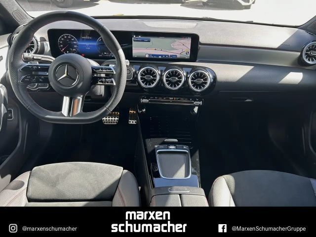 Mercedes-Benz A 250 A 250 e AMG Line