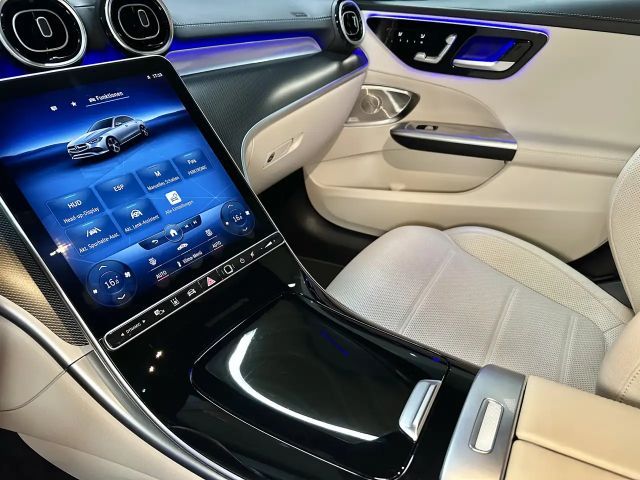 Mercedes-Benz C 200 Sedan