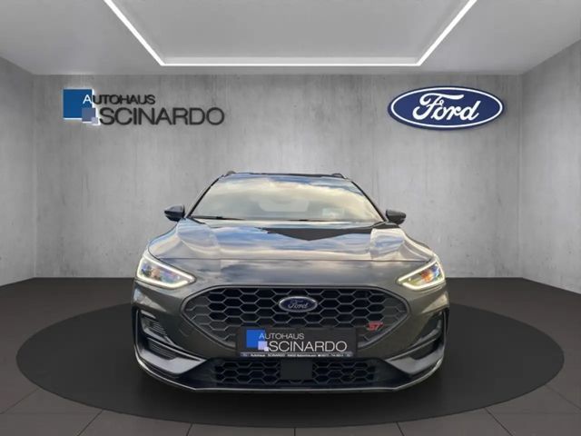 Ford Focus EcoBoost ST Line Wagon