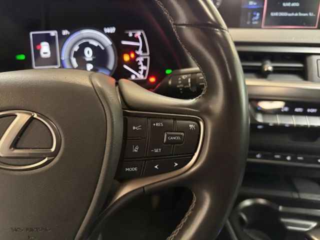 Lexus UX 250h Style Edition