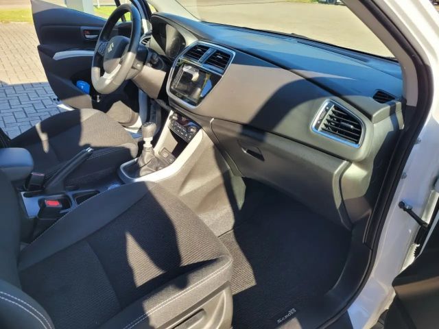 Suzuki SX4 S-Cross AllGrip Comfort Hybrid