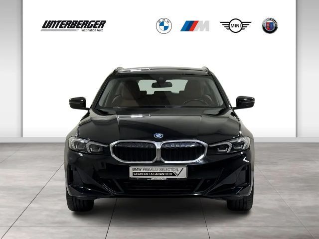 BMW 320 320e Touring xDrive