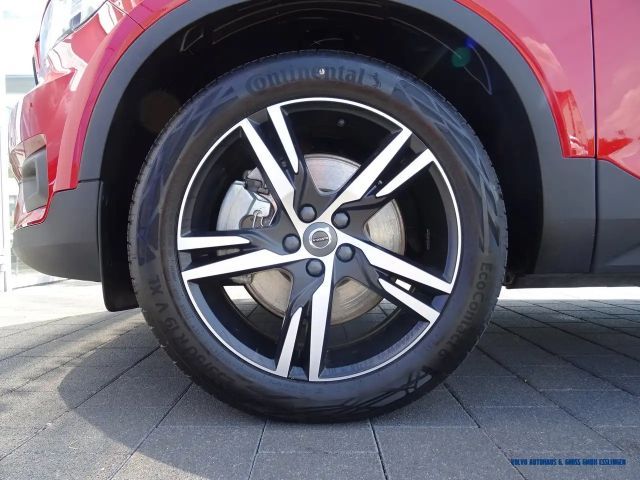 Volvo XC40 R-Design Recharge T5