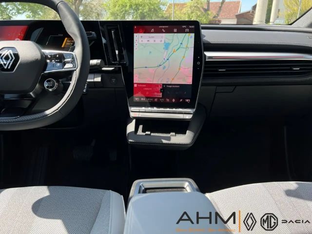 Renault Scenic E-Tech Iconic