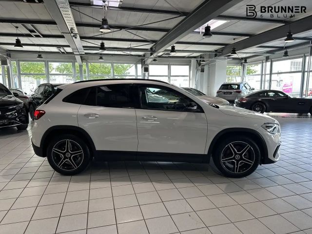 Mercedes-Benz GLA 250 4MATIC AMG Line