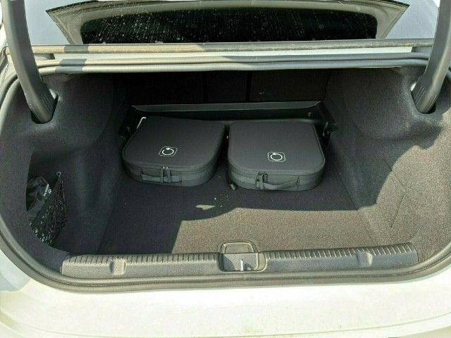 Mercedes-Benz EQE 300 Sedan