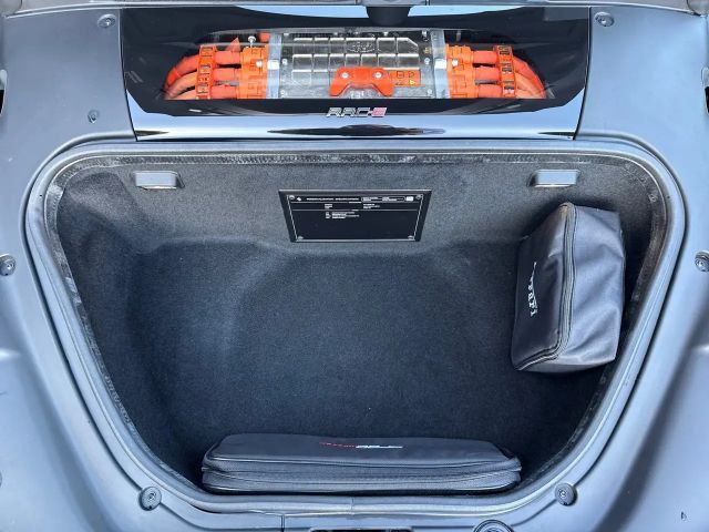 Ferrari SF90 Stradale