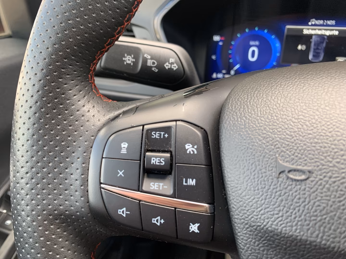 Ford Kuga Hybrid ST Line X